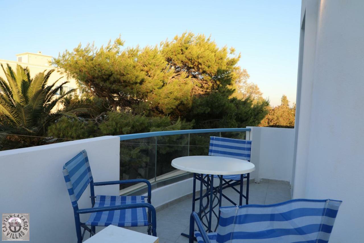 Located By The Sea One Beachfront Private Captain Lazaros Pool Villa With Loft In 750Sqm Spacious Private Plot-Jacuzzi-Sunrelax-Furnished Terace-Gazebo-Private Parking,Sleep 3 Adults And 2 Children, Just Steps From The Black Beach-Seaview Perissa  Exterior photo