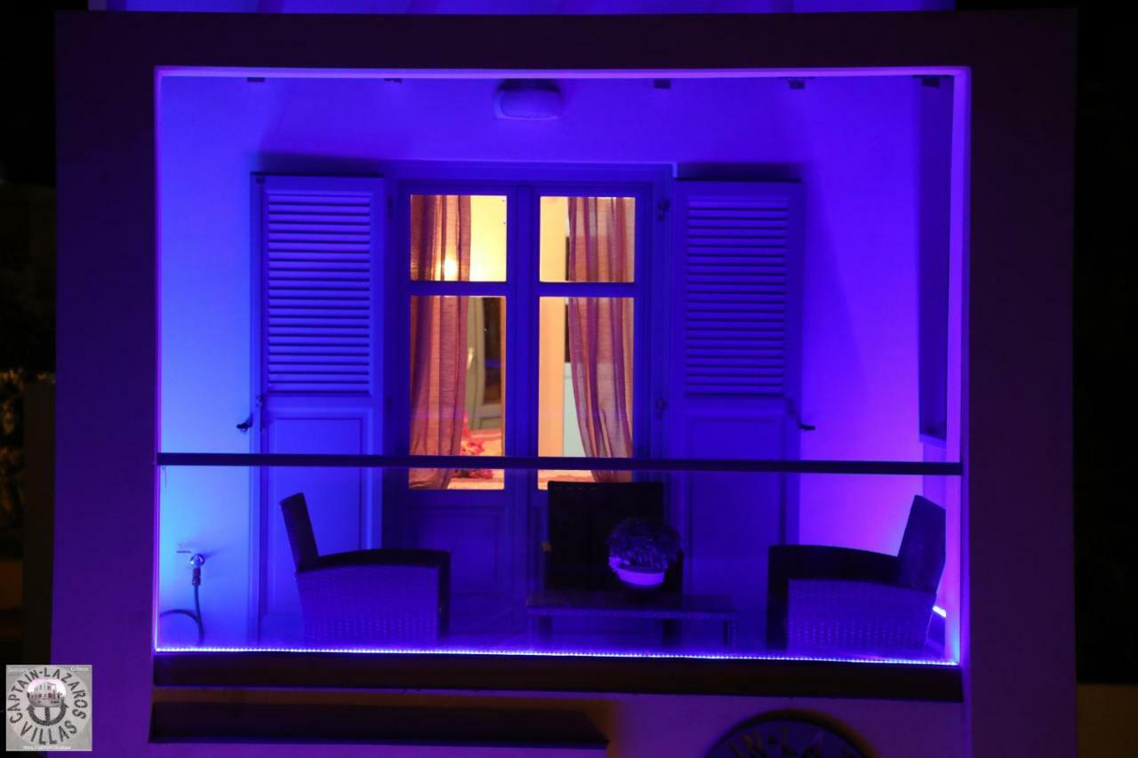 Located By The Sea One Beachfront Private Captain Lazaros Pool Villa With Loft In 750Sqm Spacious Private Plot-Jacuzzi-Sunrelax-Furnished Terace-Gazebo-Private Parking,Sleep 3 Adults And 2 Children, Just Steps From The Black Beach-Seaview Perissa  Exterior photo