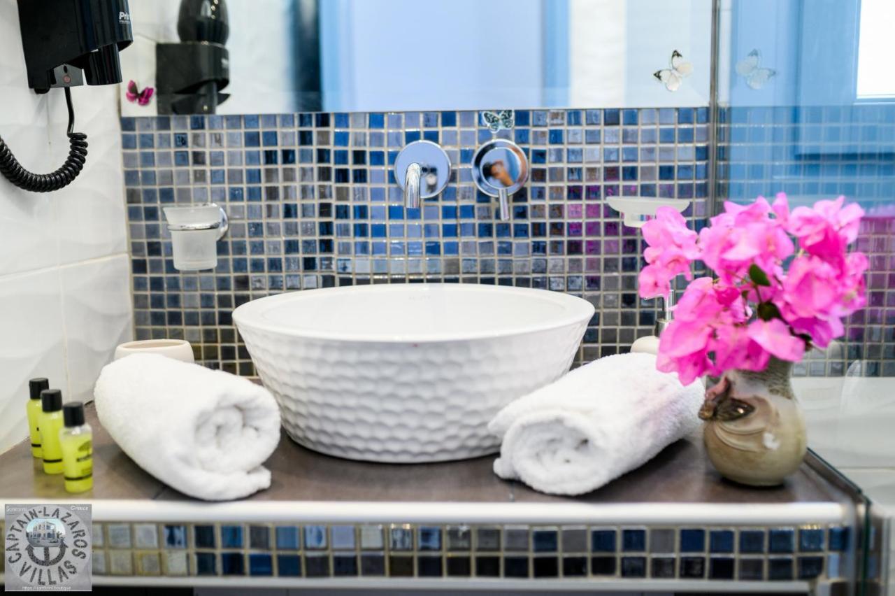 Located By The Sea One Beachfront Private Captain Lazaros Pool Villa With Loft In 750Sqm Spacious Private Plot-Jacuzzi-Sunrelax-Furnished Terace-Gazebo-Private Parking,Sleep 3 Adults And 2 Children, Just Steps From The Black Beach-Seaview Perissa  Exterior photo