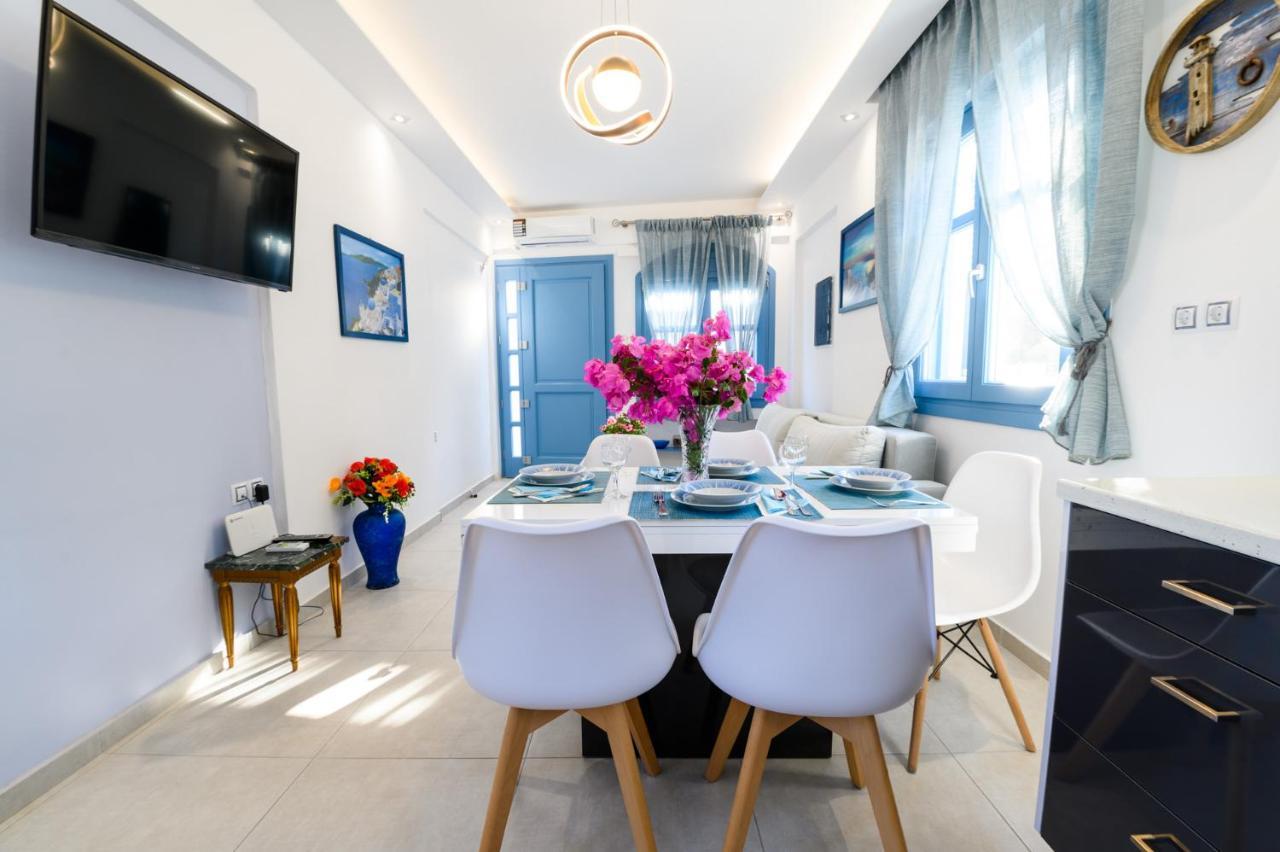 Located By The Sea One Beachfront Private Captain Lazaros Pool Villa With Loft In 750Sqm Spacious Private Plot-Jacuzzi-Sunrelax-Furnished Terace-Gazebo-Private Parking,Sleep 3 Adults And 2 Children, Just Steps From The Black Beach-Seaview Perissa  Exterior photo